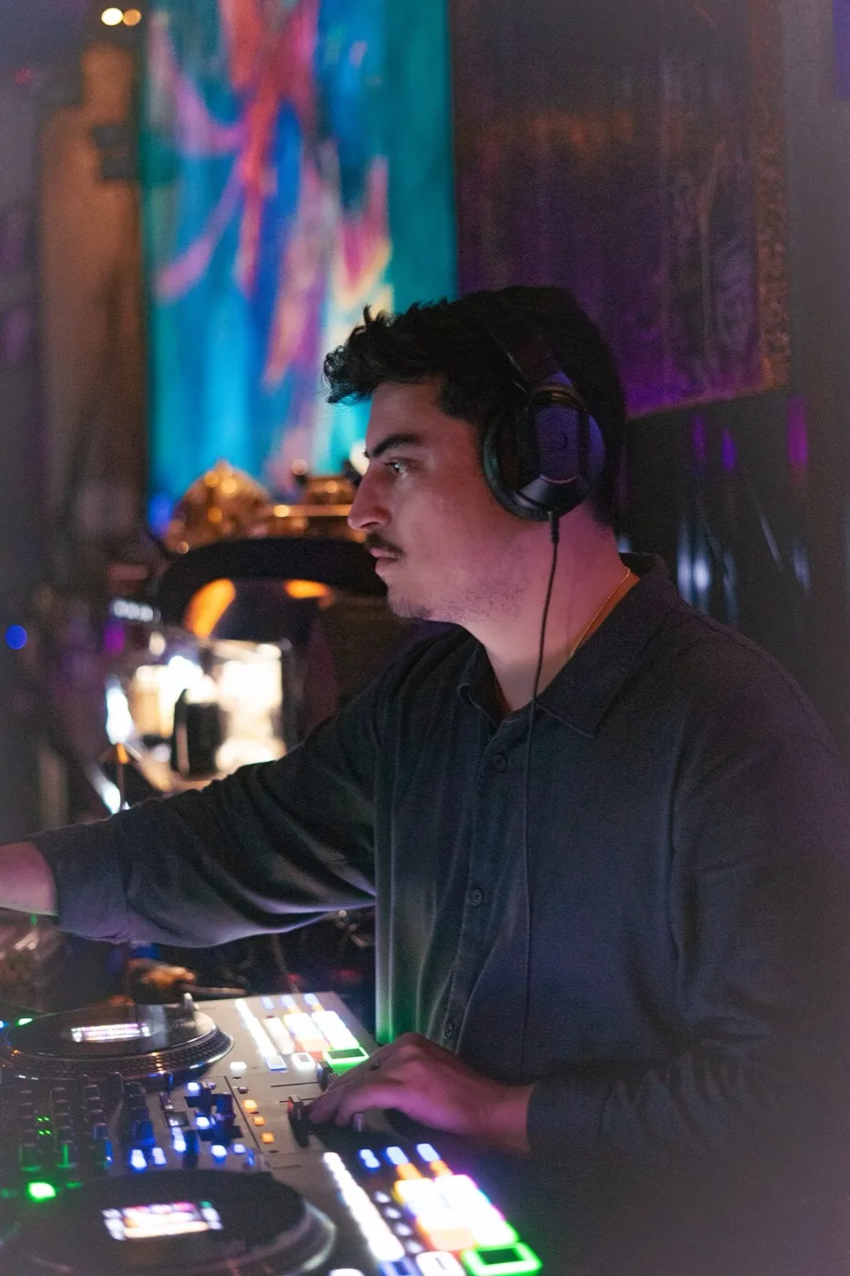 DJ OTEO playing a supperclub residency at Debonair